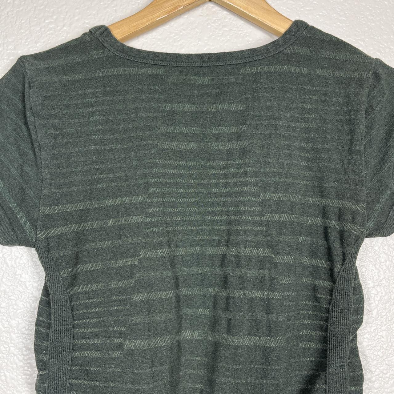 Athleta Shirt Fast Track cheapest Ruched Tee Olive Green Striped Women’s Size Large