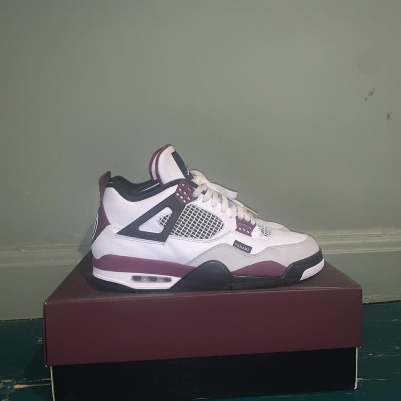 psg jordan 4's