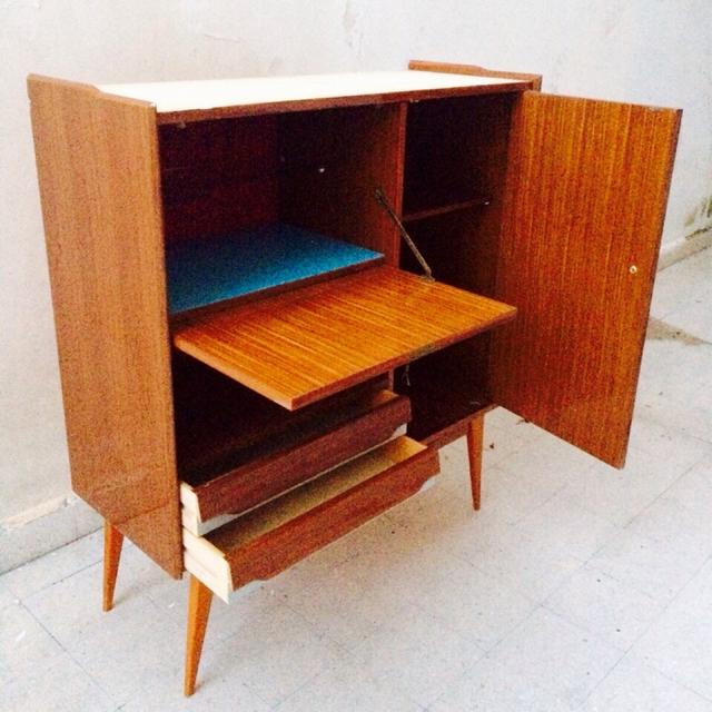 Rarissima credenza vintage degli anni 50. Struttura - Depop