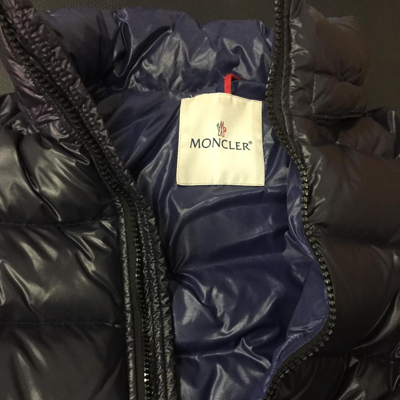 Giubbotto Moncler originale ,modello lungo Donna Depop