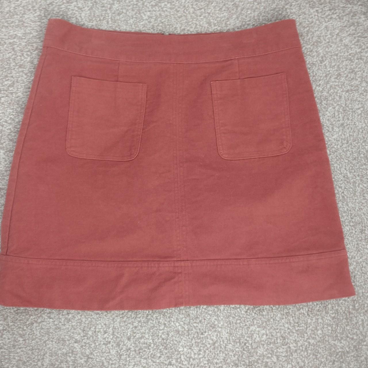 Boden skirt size 14 great condition velvet feel - Depop