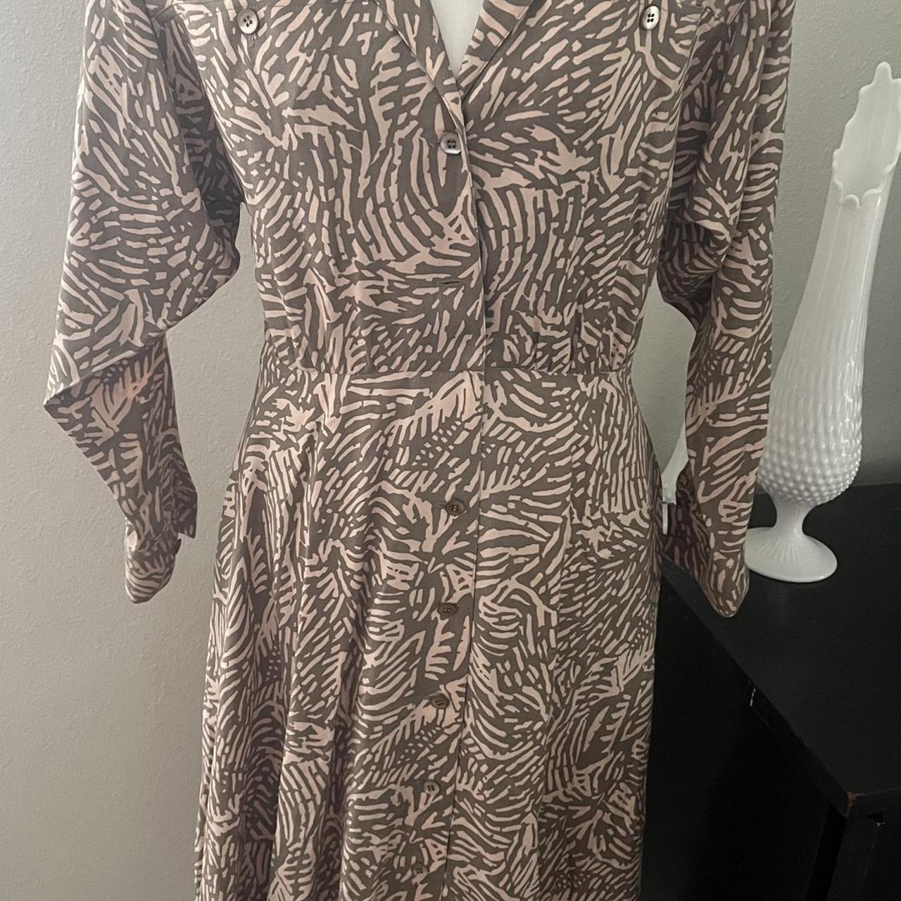 Product Image 2 - Kay Unger Vintage Silk Dress.