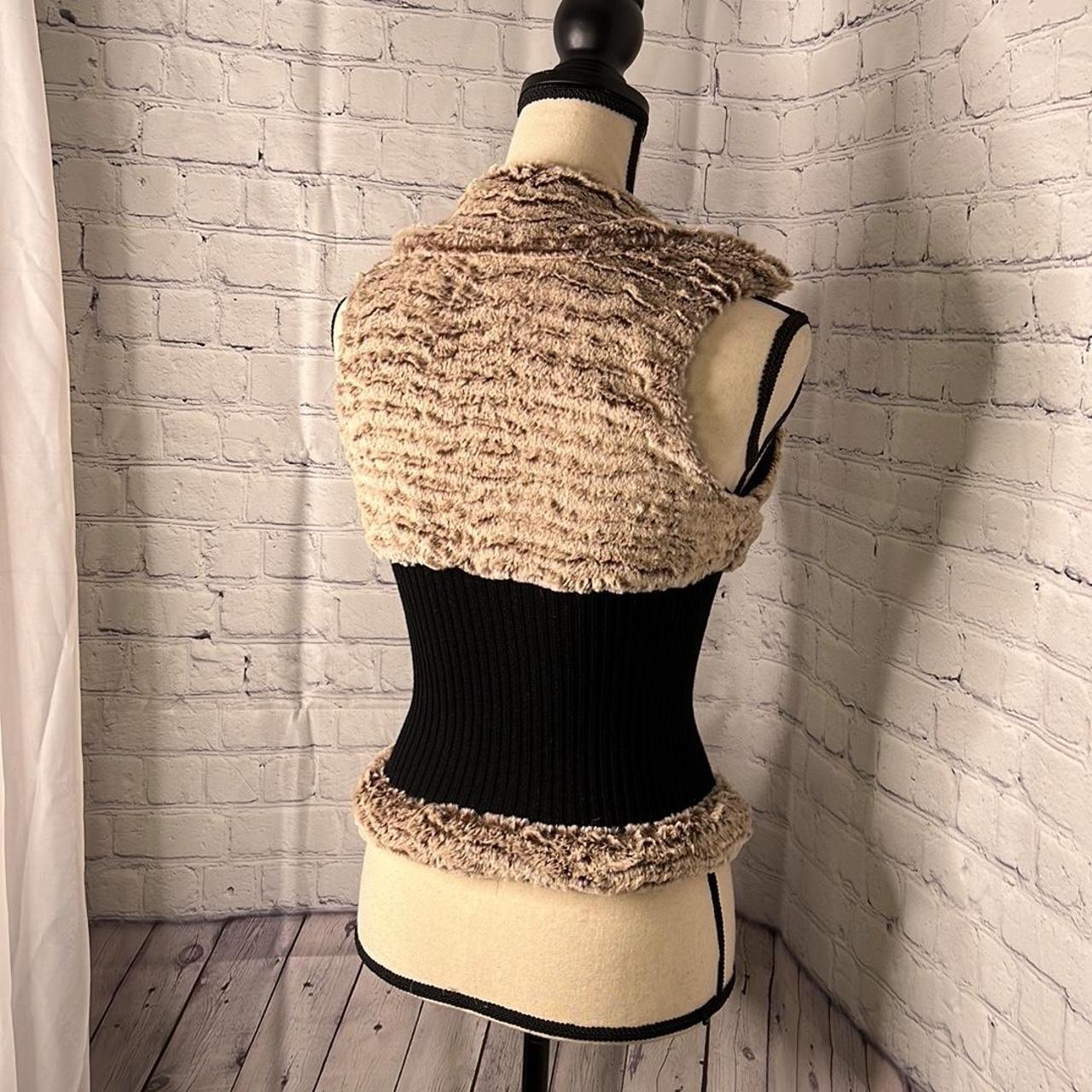 Product Image 3 - Faux Fur Zipper Vest
-smoke free
