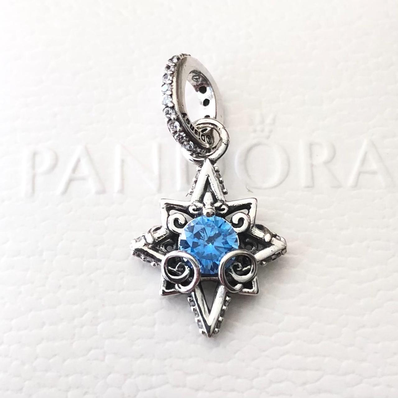 Pandora bright 2025 star pendant