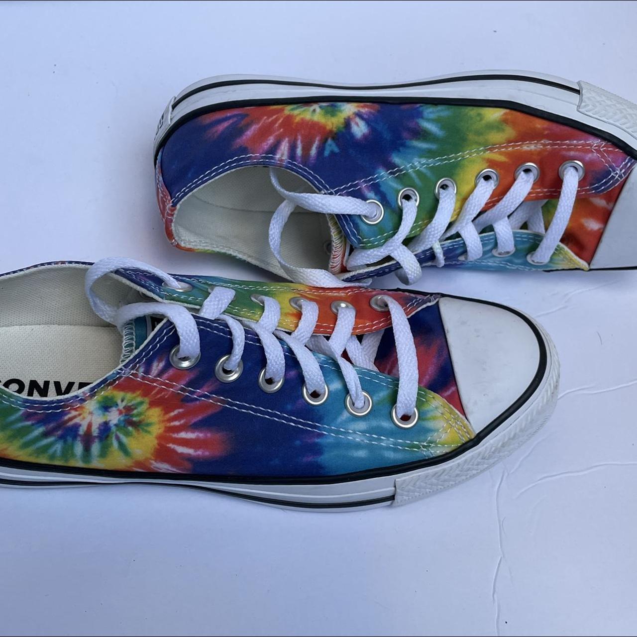 Rainbow tie dye store converse