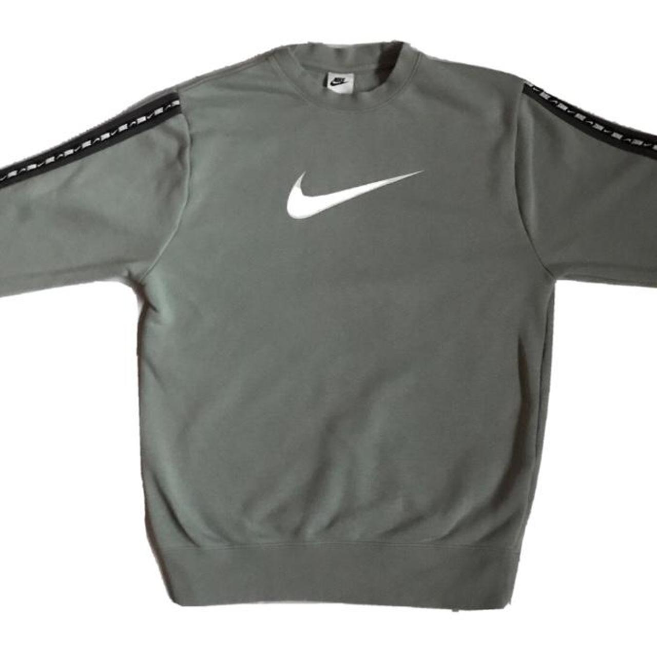 nike jumper green