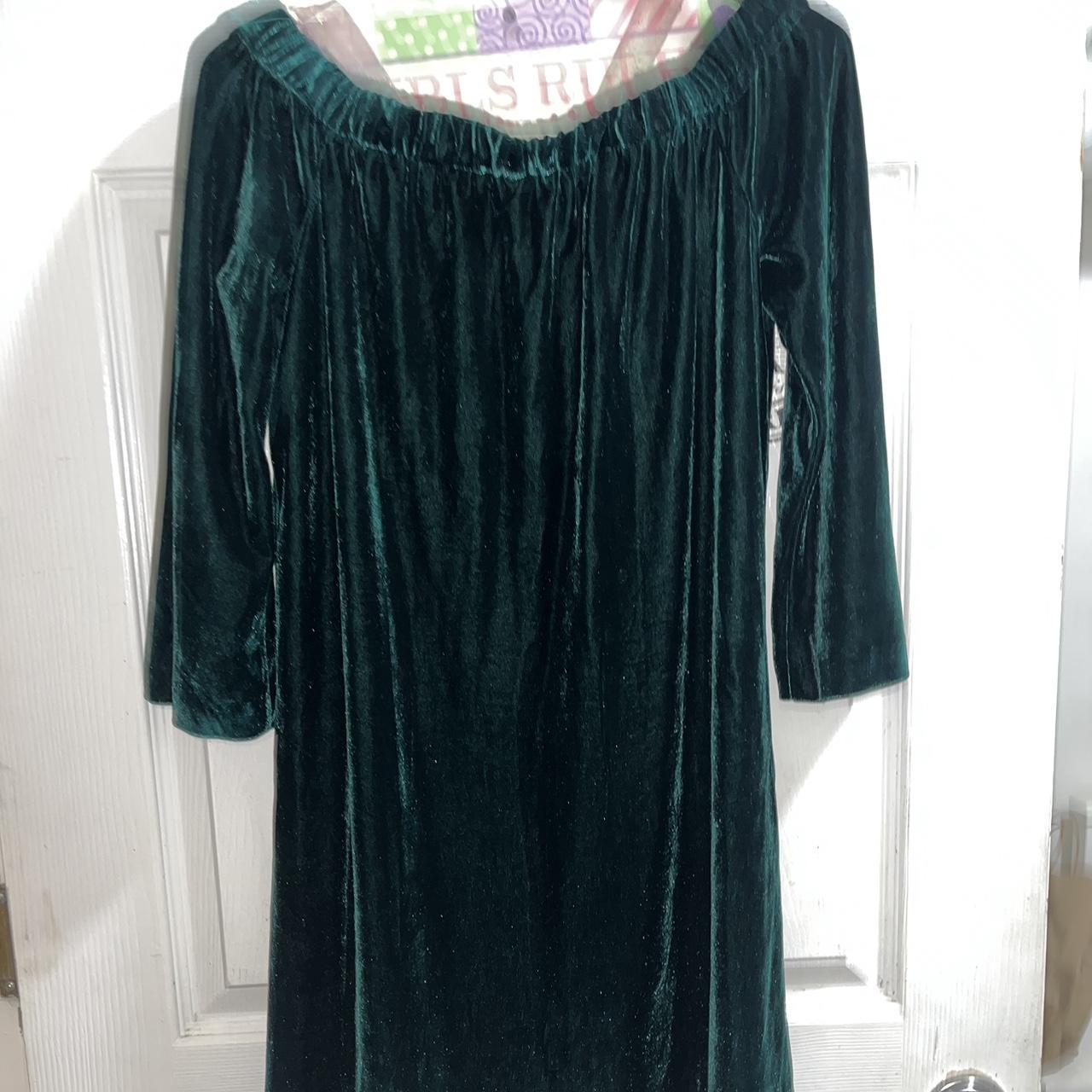 Product Image 3 - Green Velvet Off-Shoulder Dress
Brand: Donna