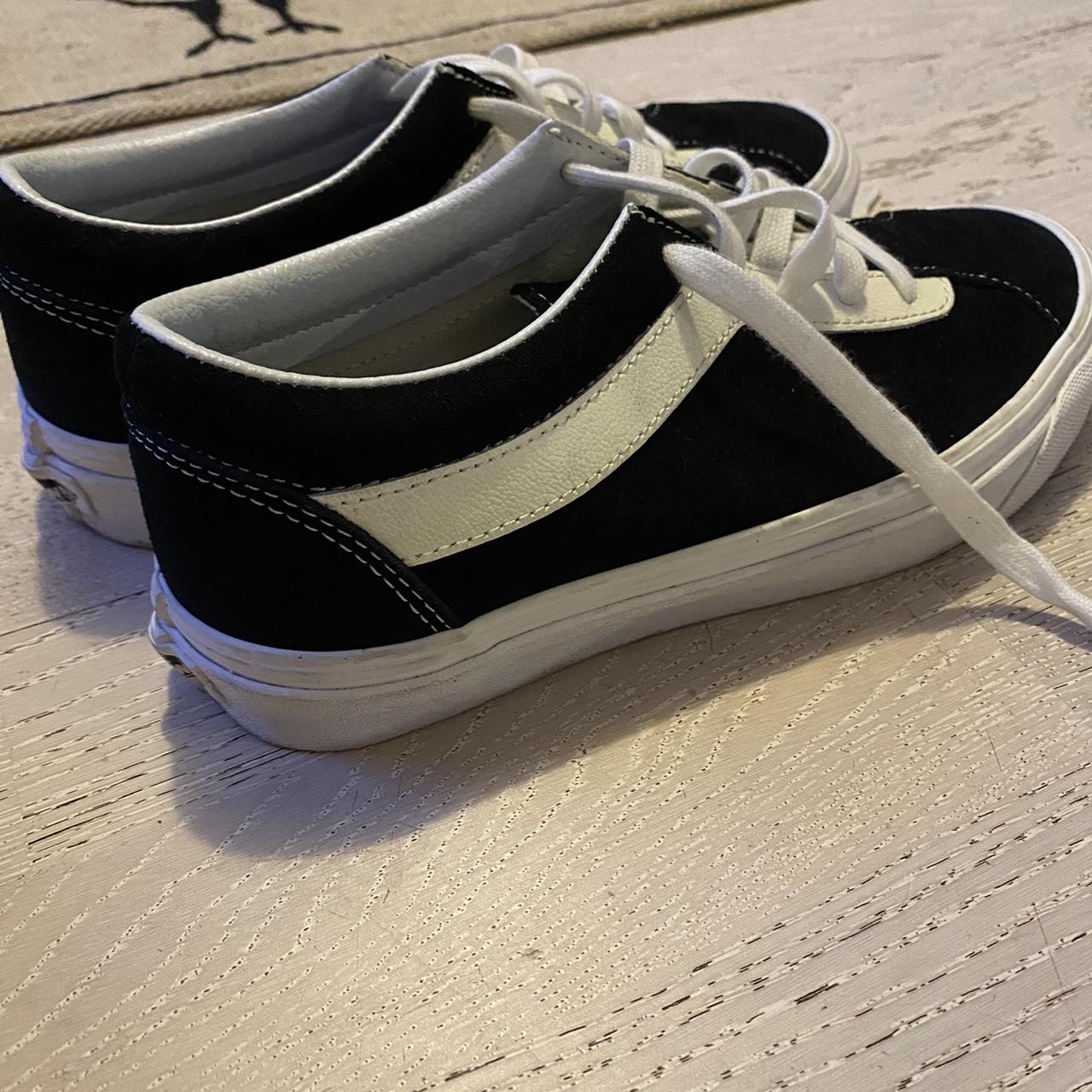 Vans Women's Black and White Trainers | Depop