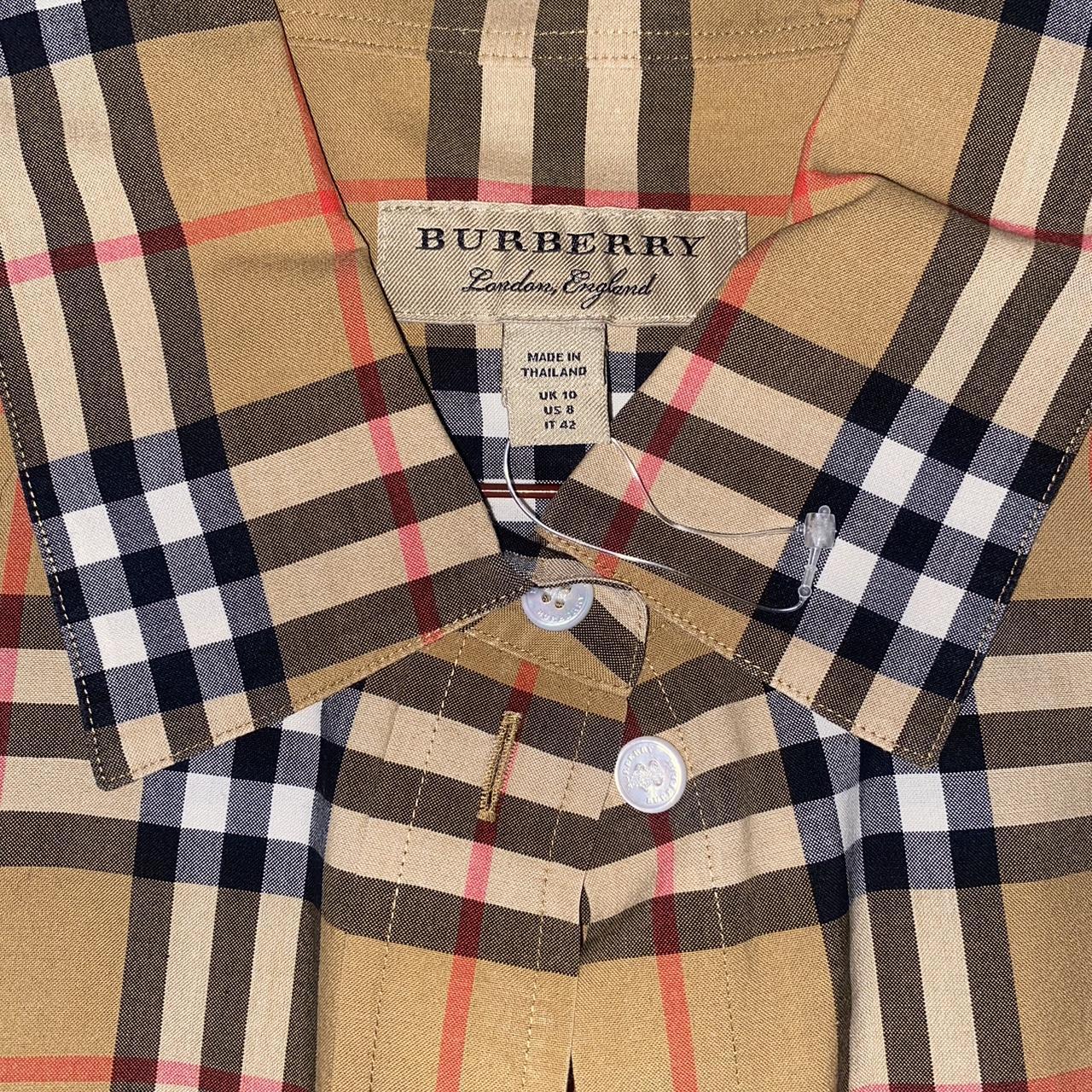 Burberry Button Down Shirt - Depop