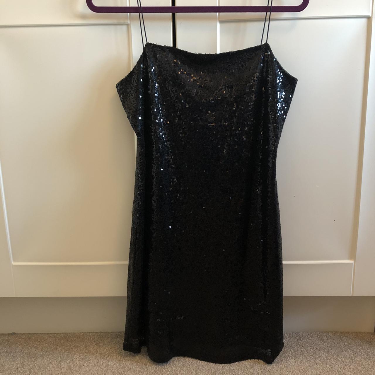 PrettyLittleThing Women's Black Dress | Depop