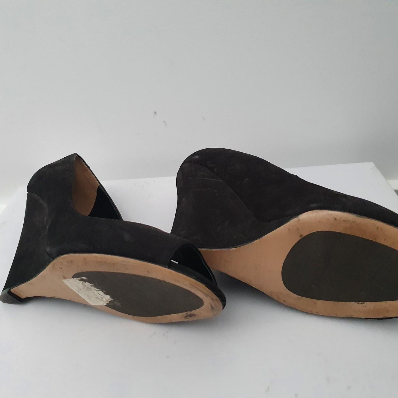 TONY BIANCO WEDGE HEELS SIZE 9 Material leather... Depop