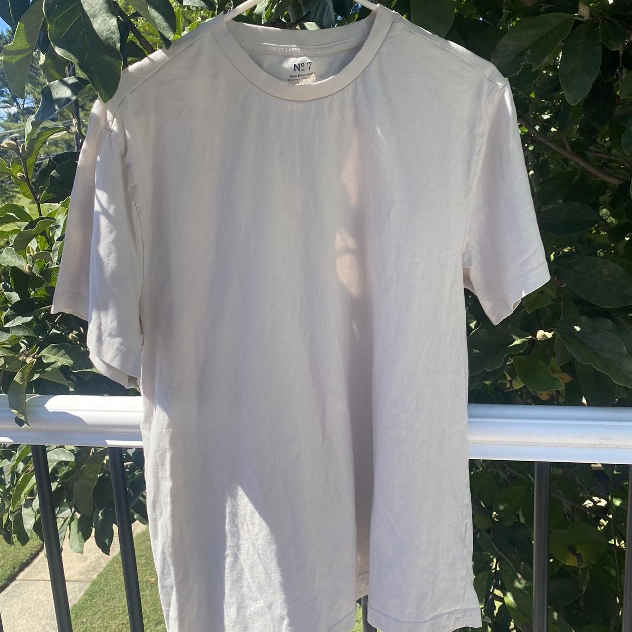 Product Image 1 - Mens off white HM shirt