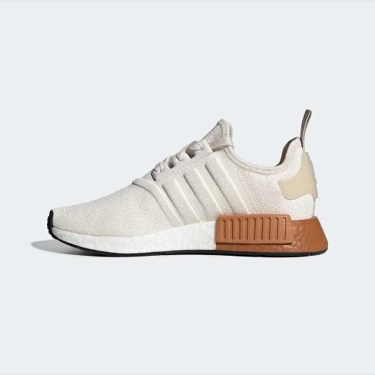 chalk white nmd r1