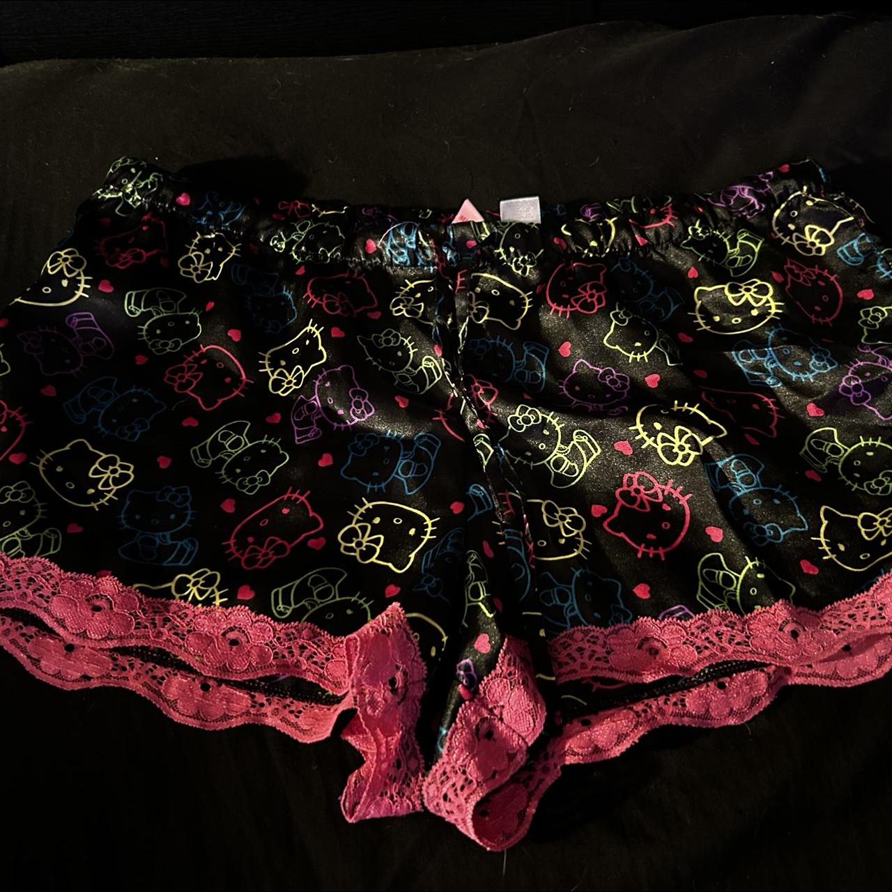 Hello Kitty pajama shorts Size XL (1517) Depop