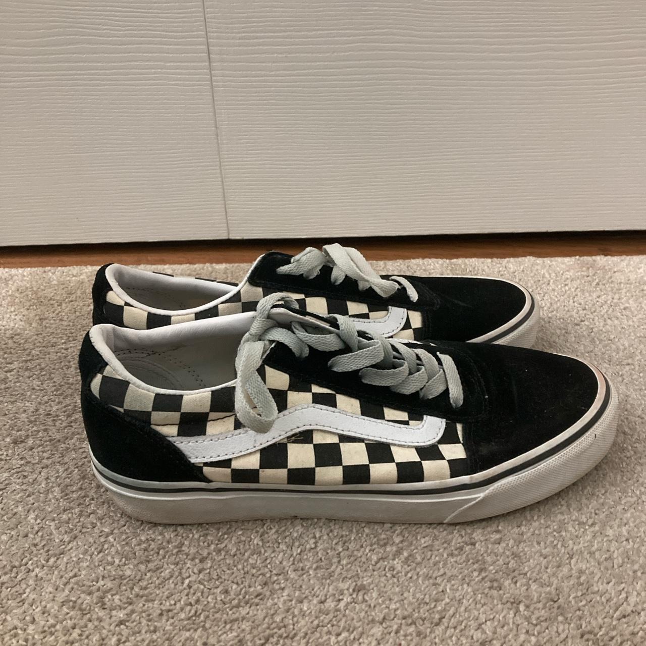 checkered sandals vans