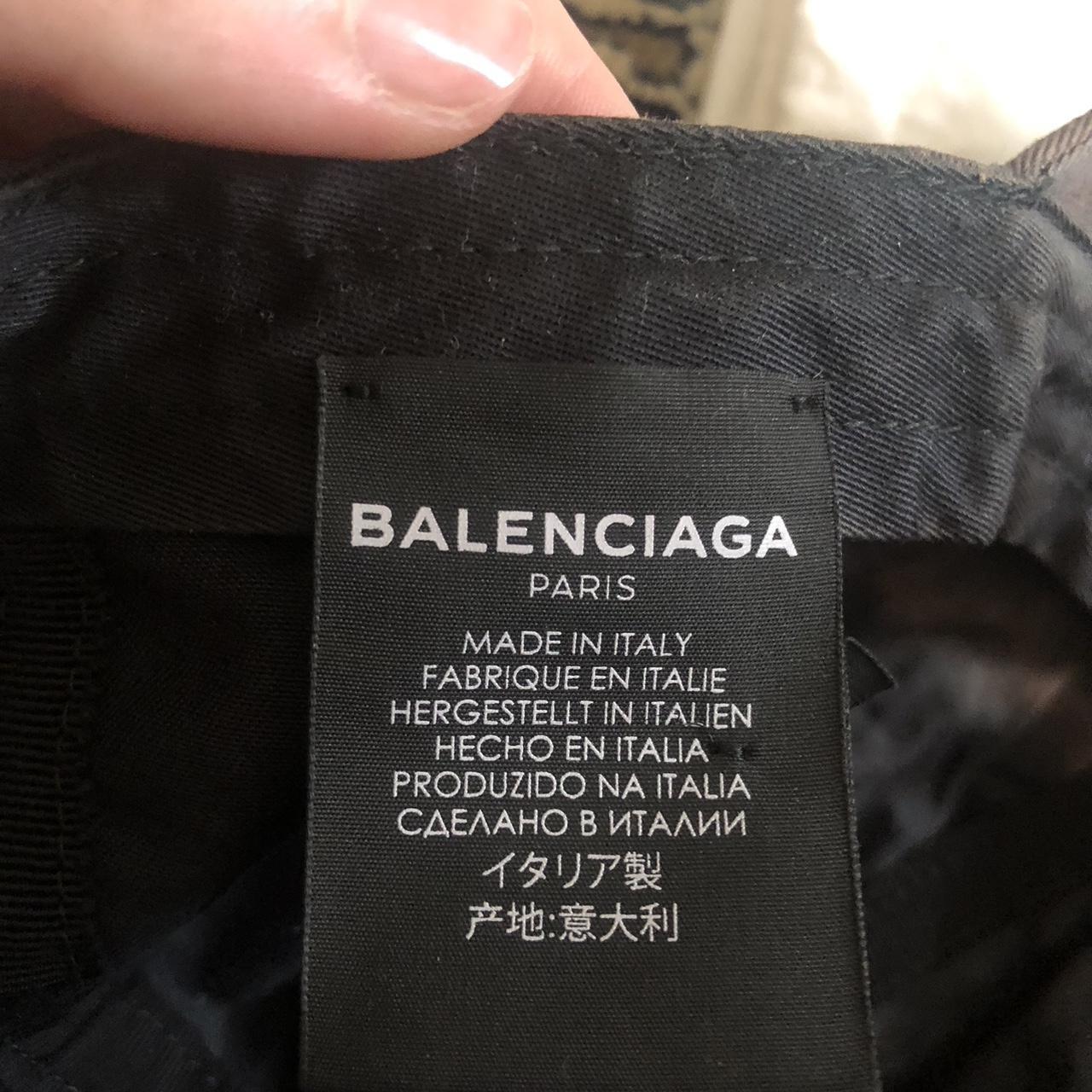 Balenciaga cap bought a while ago there is some... - Depop