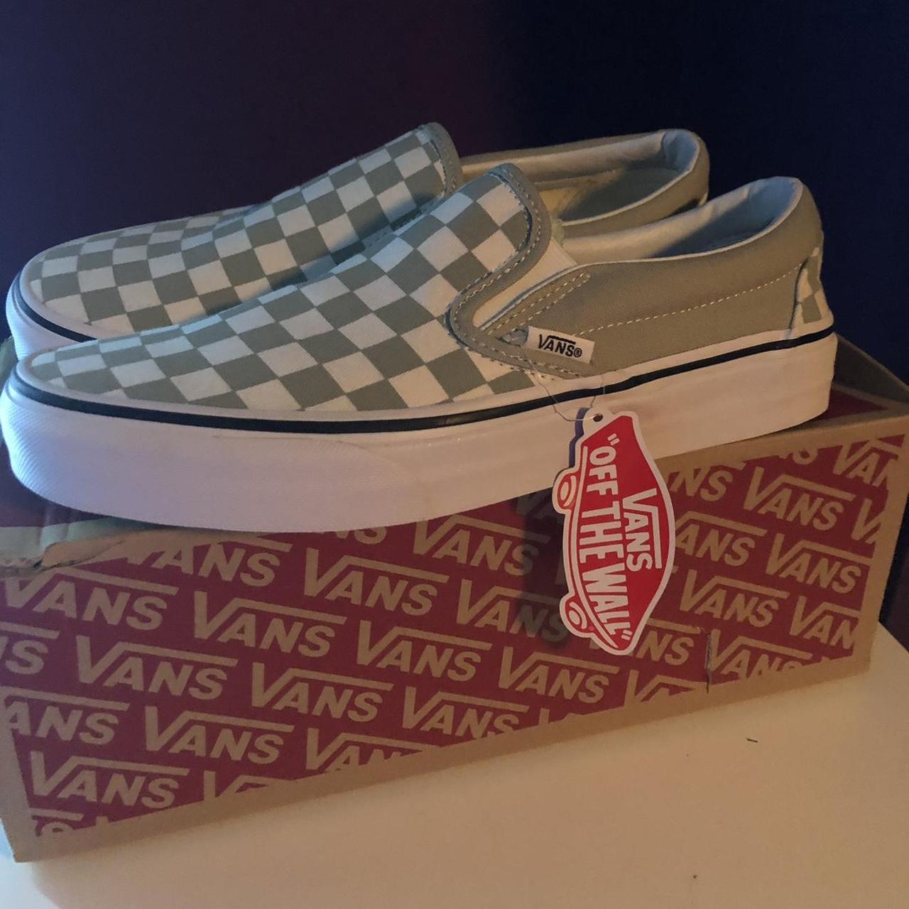 Vans Women's Green and White Trainers | Depop