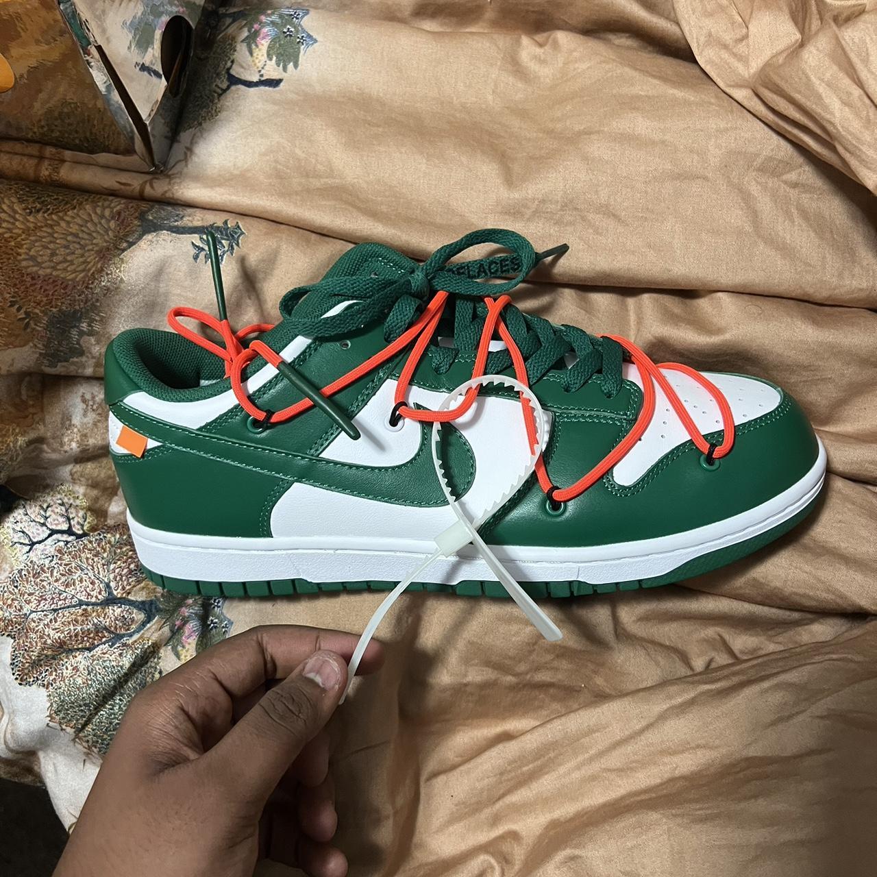 low pine green dunks
