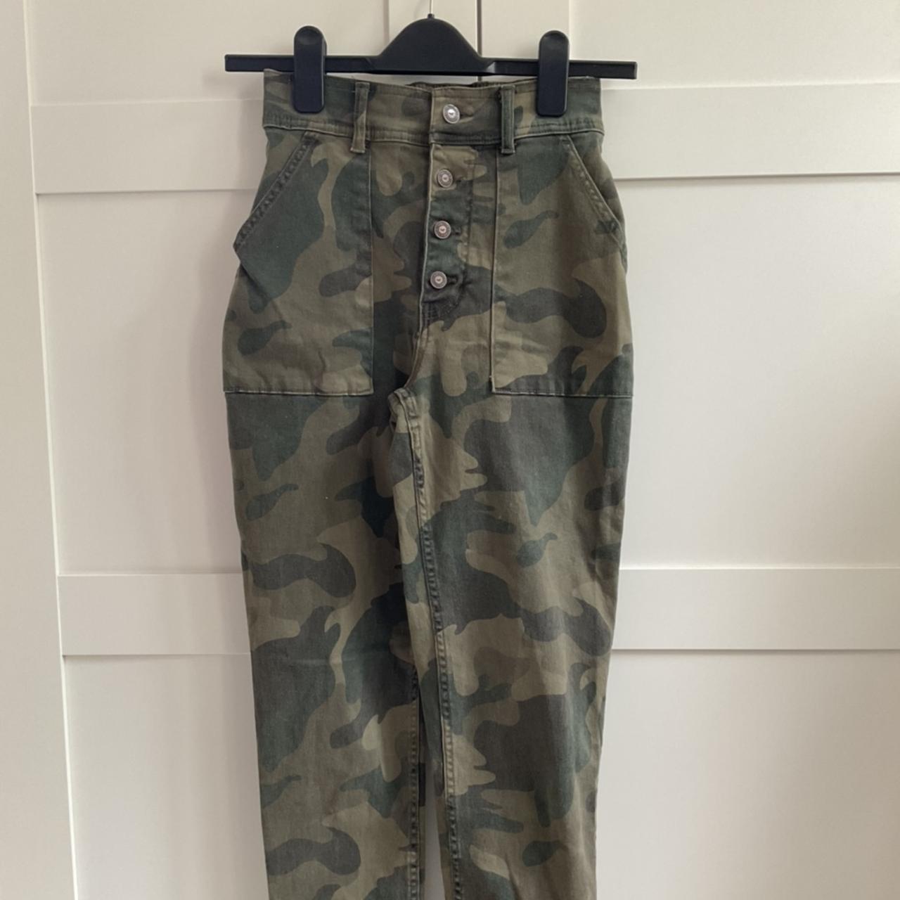 Hollister Camo Print Trousers Ultra High Rise Button... - Depop