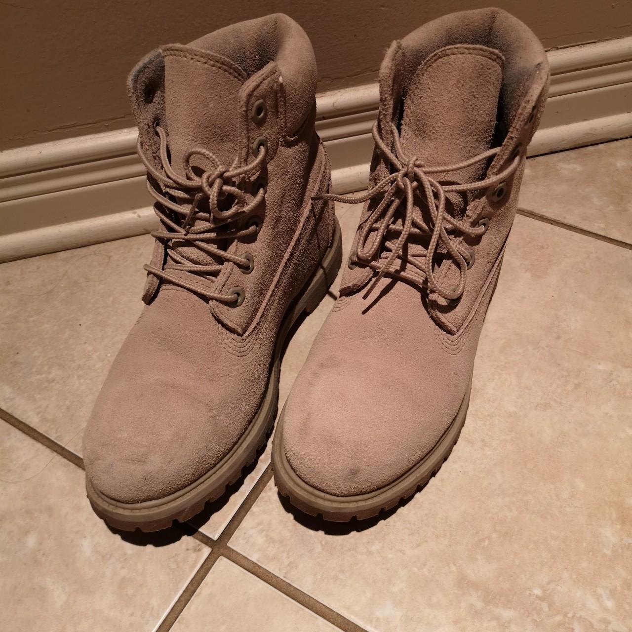 Timberland suede light taupe boot Worn only a Depop