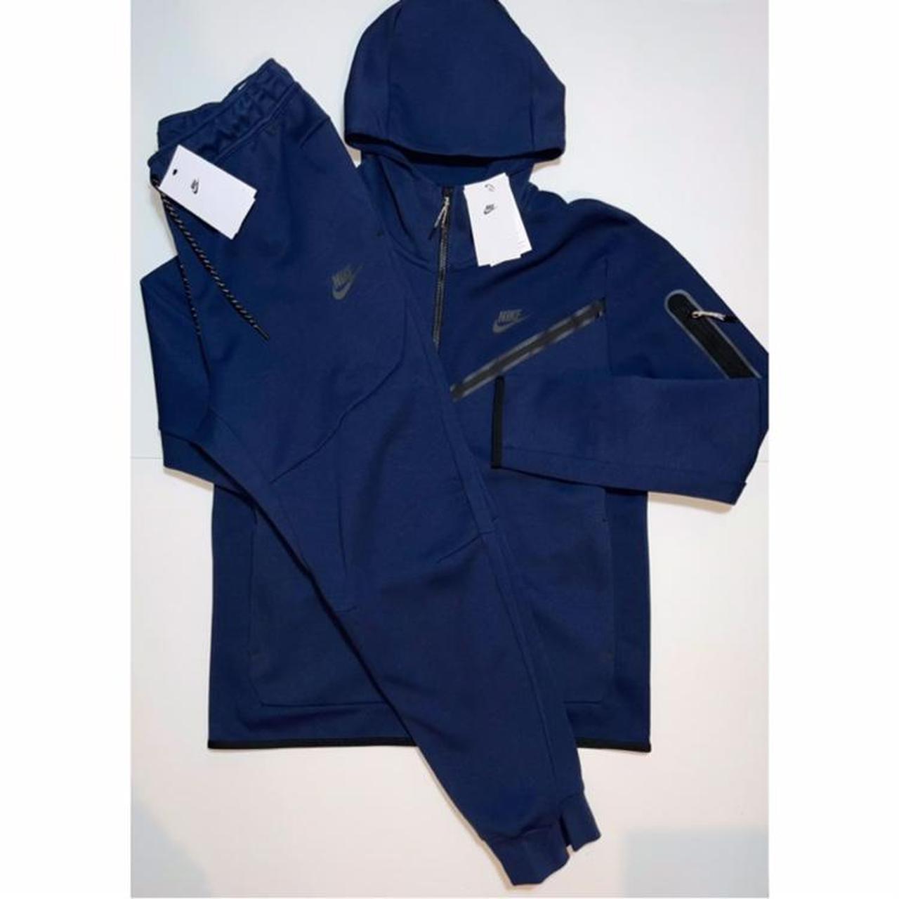 midnight navy nike tech fleece