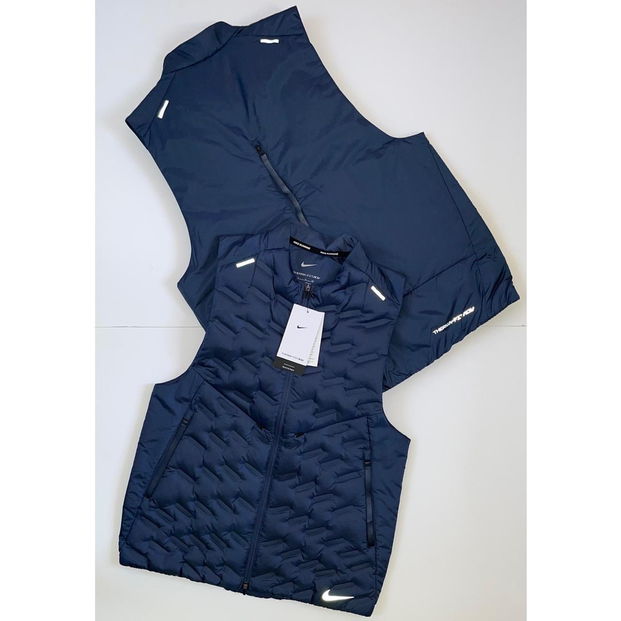 nike navy gilet