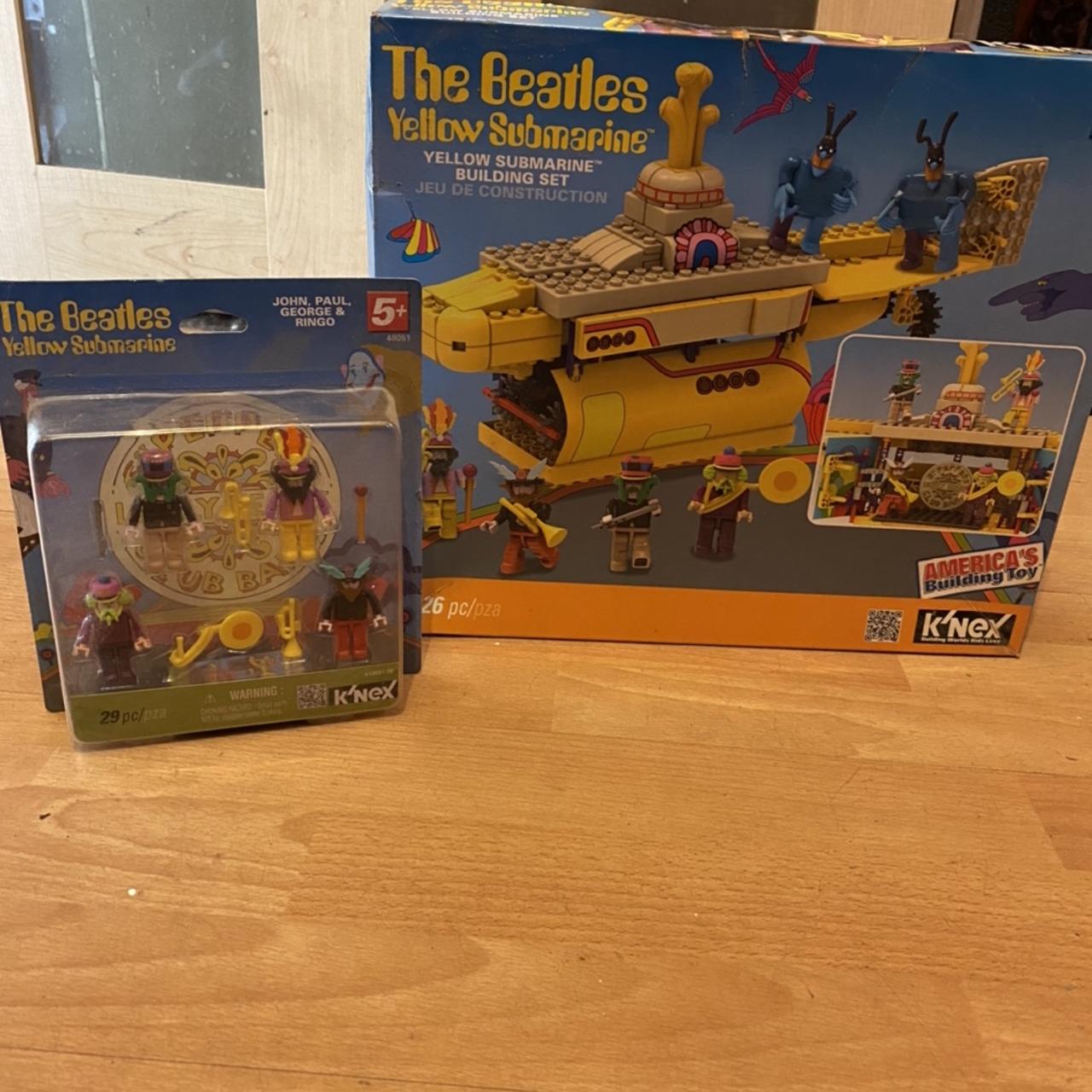 その他 Beatles yellow submarine Set KNEX The Beatles Yellow Submarine Series 1 Yellow Submarine