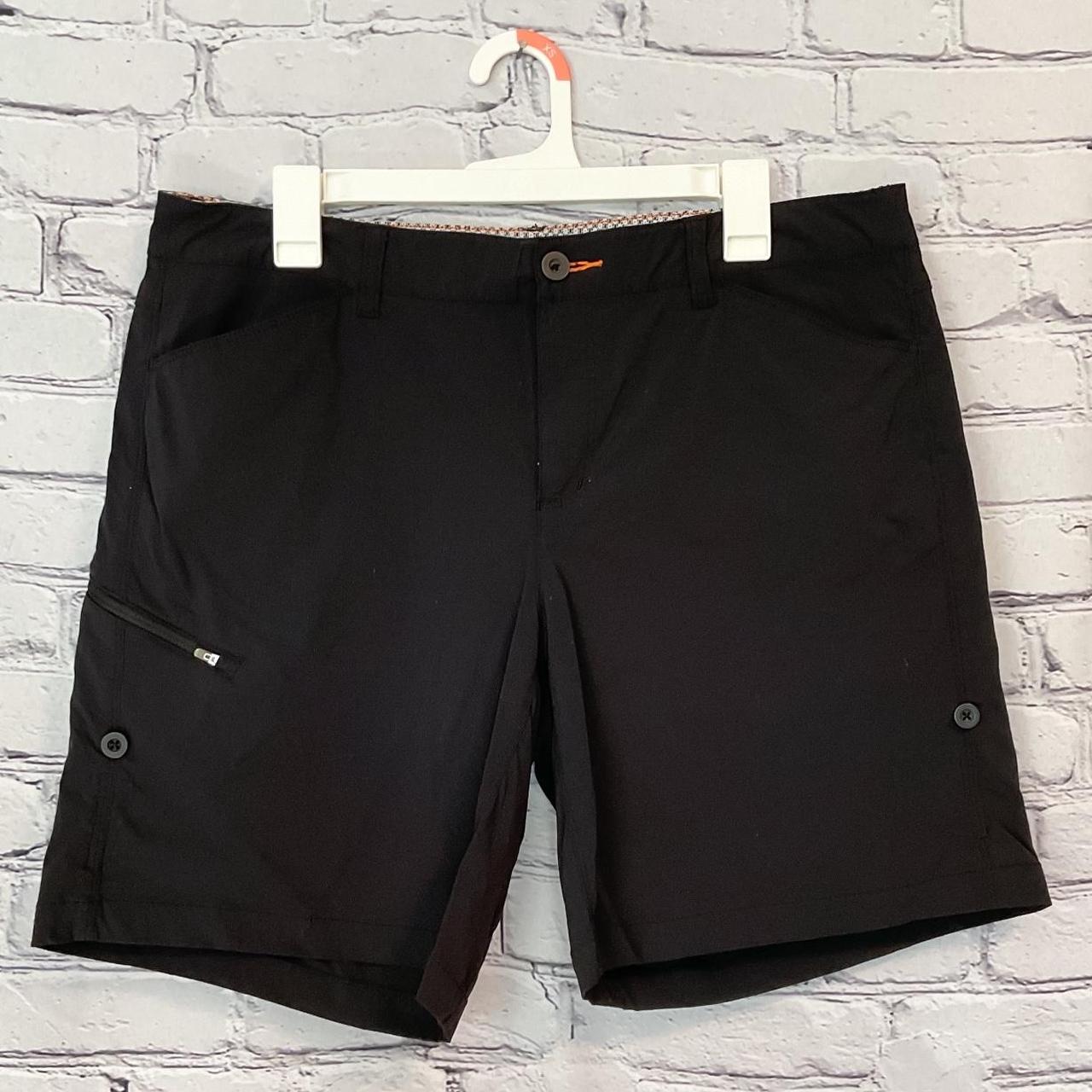 Orvis Women's Black Shorts Depop