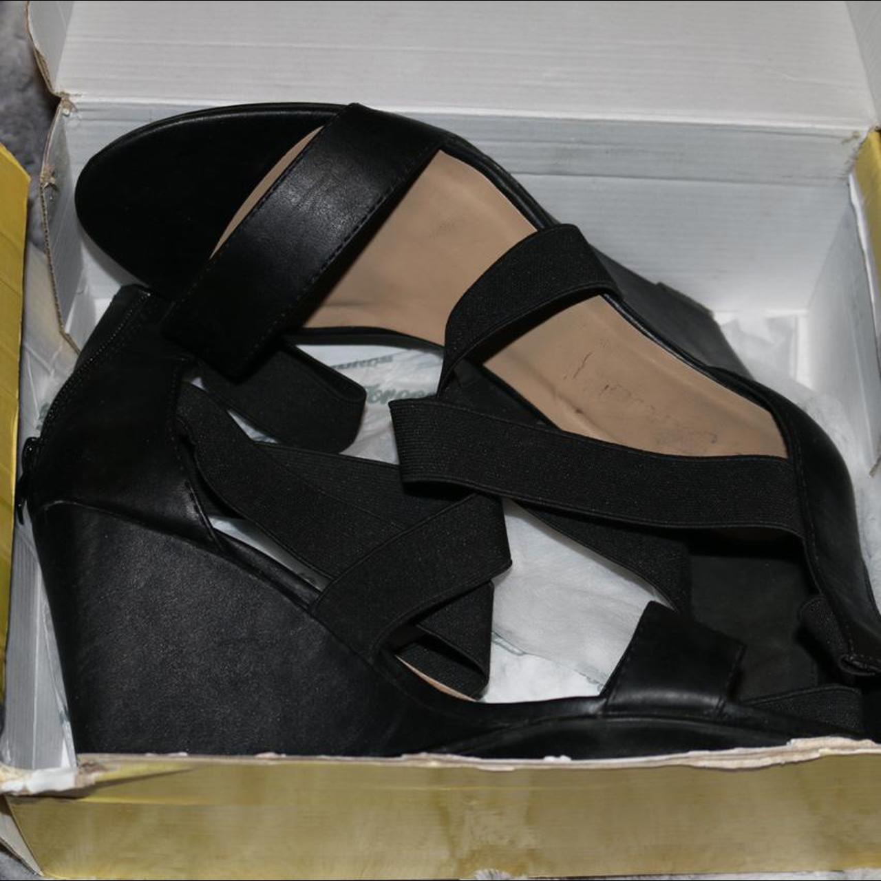 Women's (2)