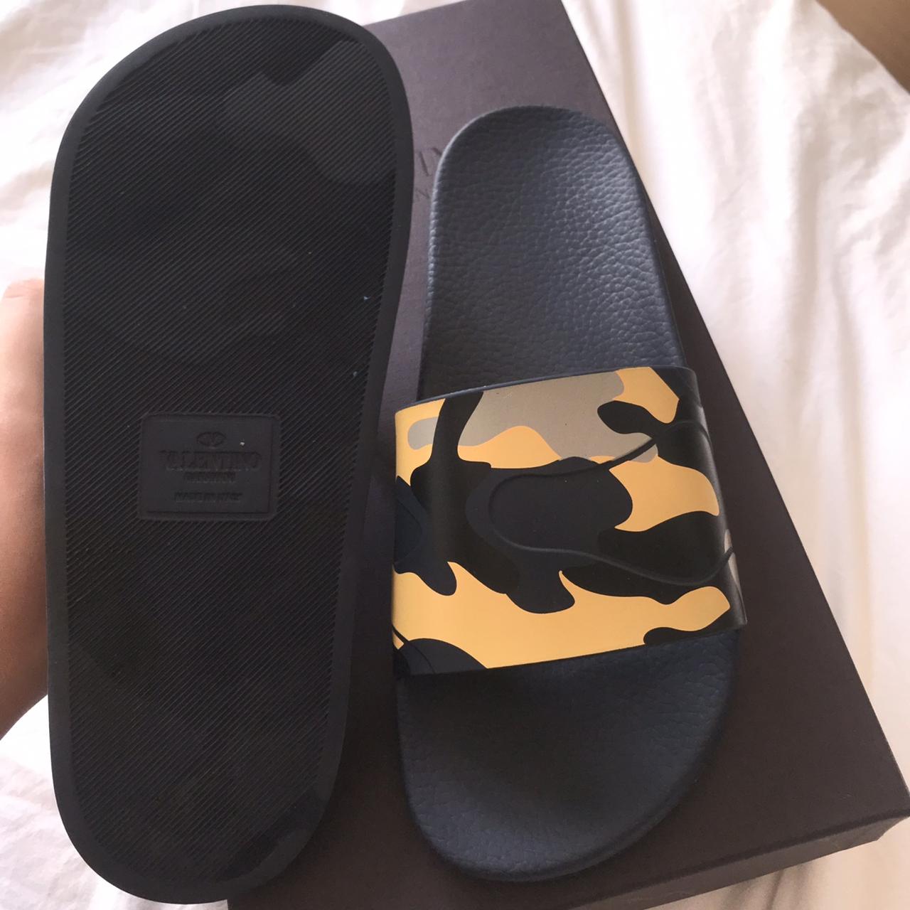 Valentino men's store camo slides