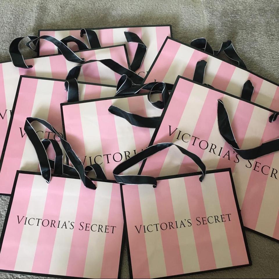 Victoria secret😘compra  Victoria secret wallpaper, Victoria secret  gifts, Luxury paper bag