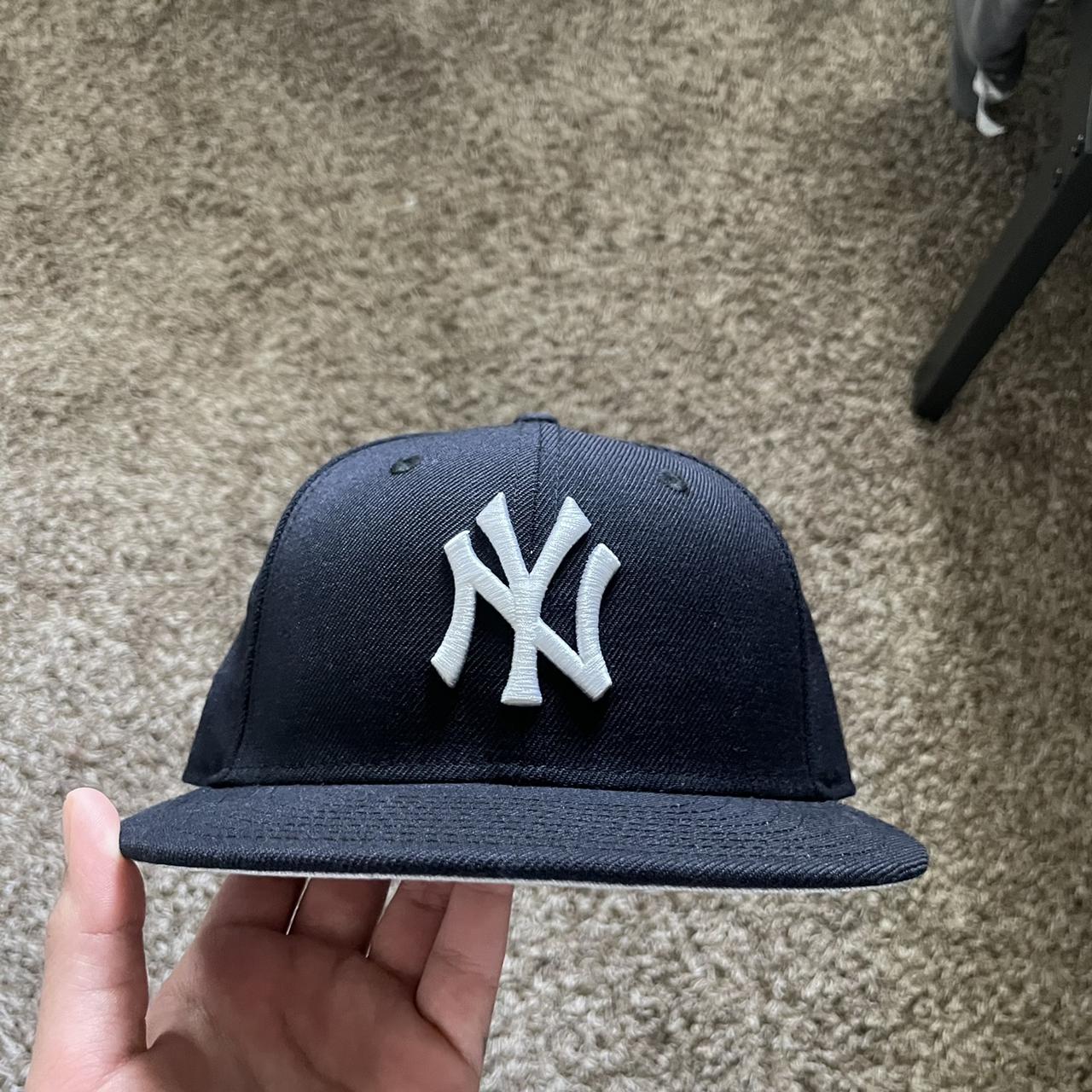 Love New York Yankees New Era 59Fifty Fitted Hat (Navy Gray Under Brim)