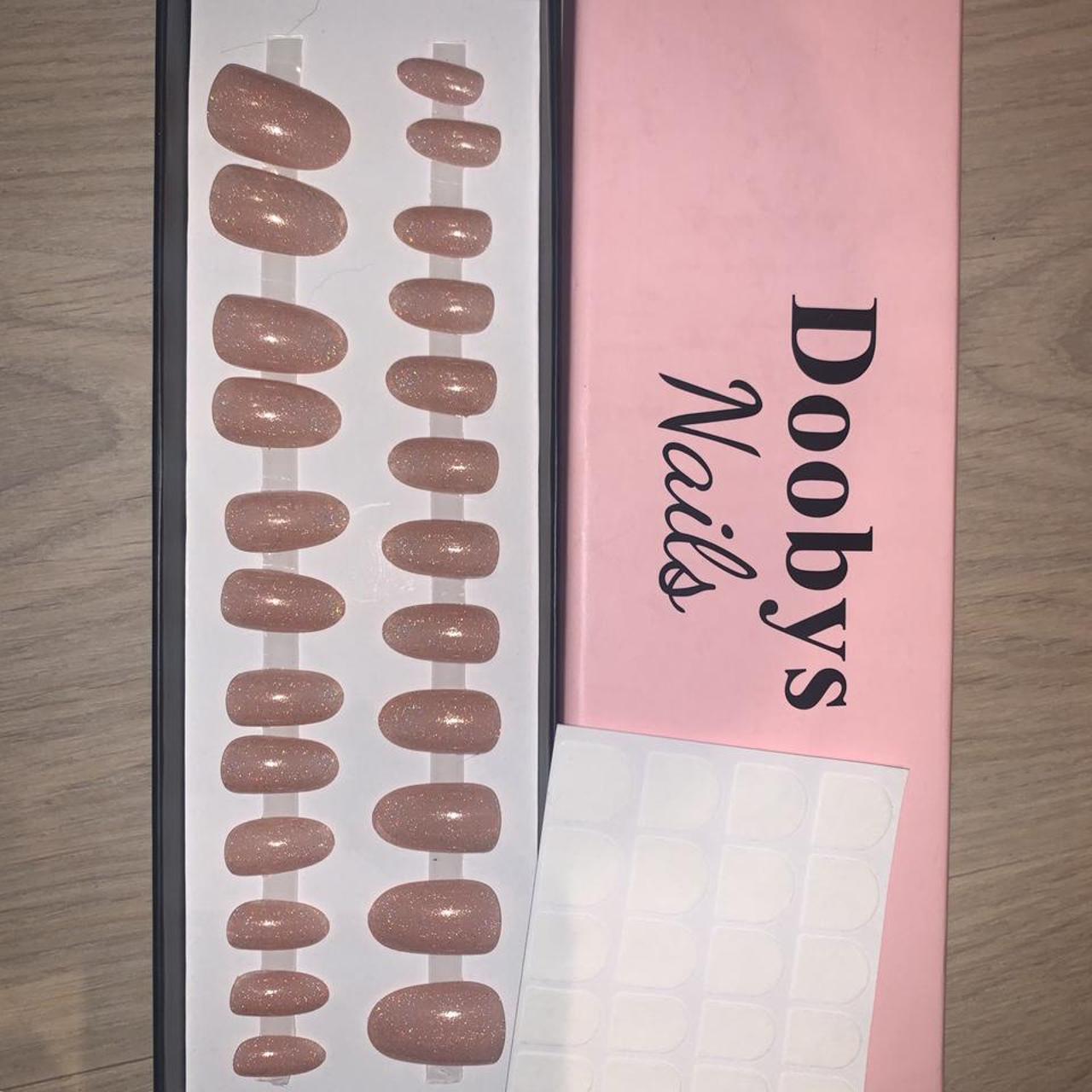 Product Image 1 - Dooby’s press on nails, never