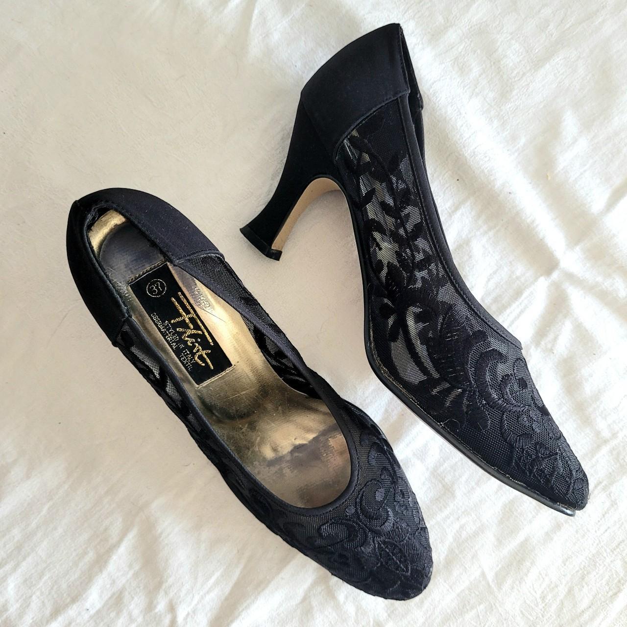 Women's Black Courts | Depop