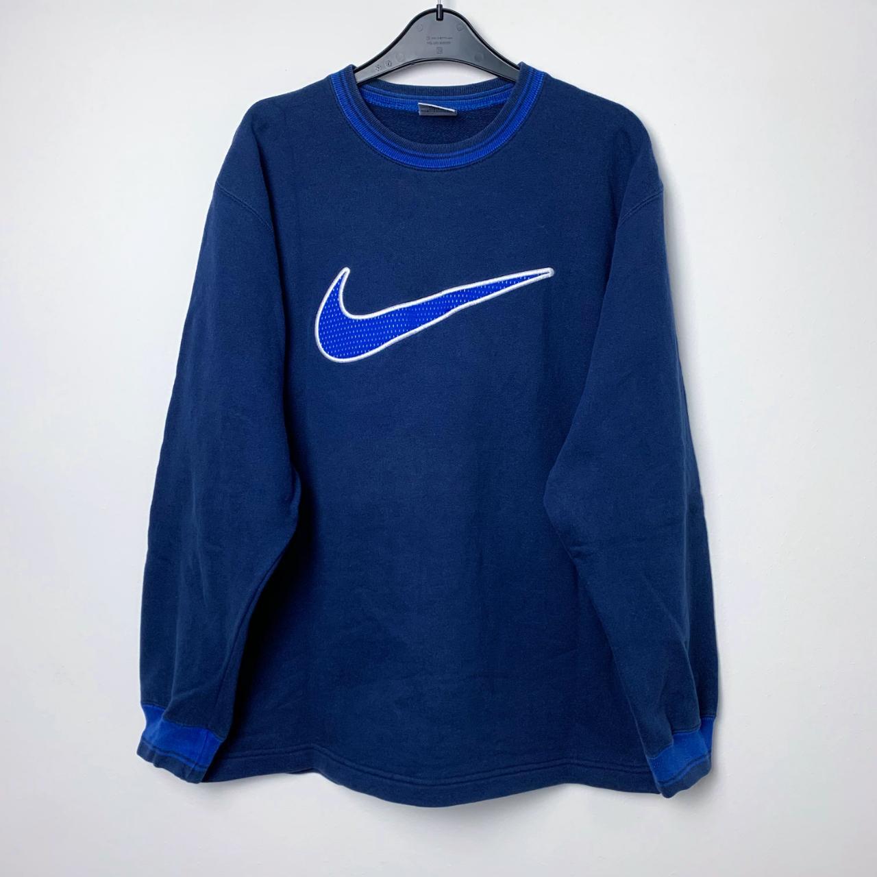 Nike Men's Navy and Blue | Depop