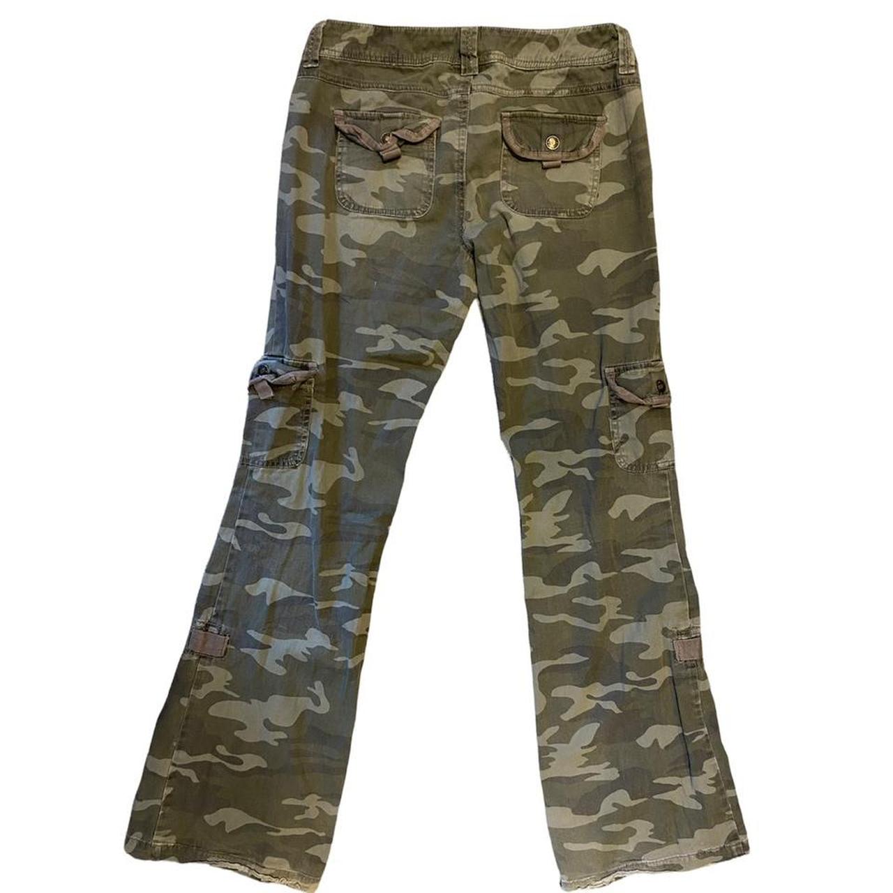 Camo cargos authentic 2000s army pants centre seam... - Depop