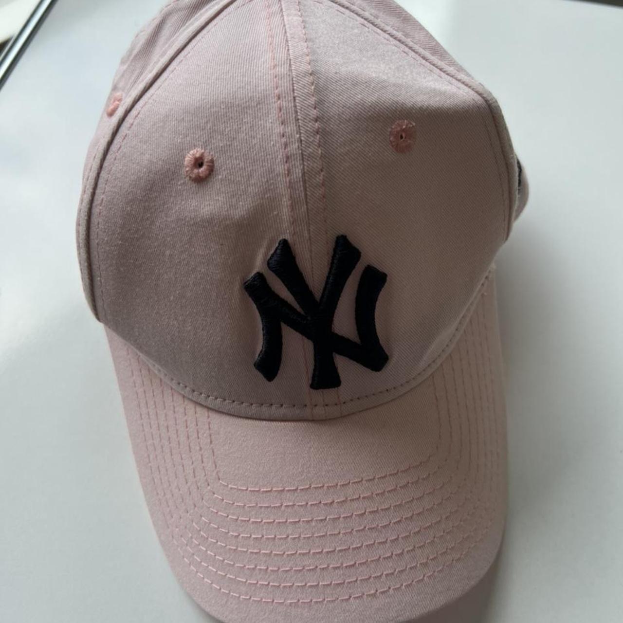 New Era Cap In amazing condition no damage all... - Depop