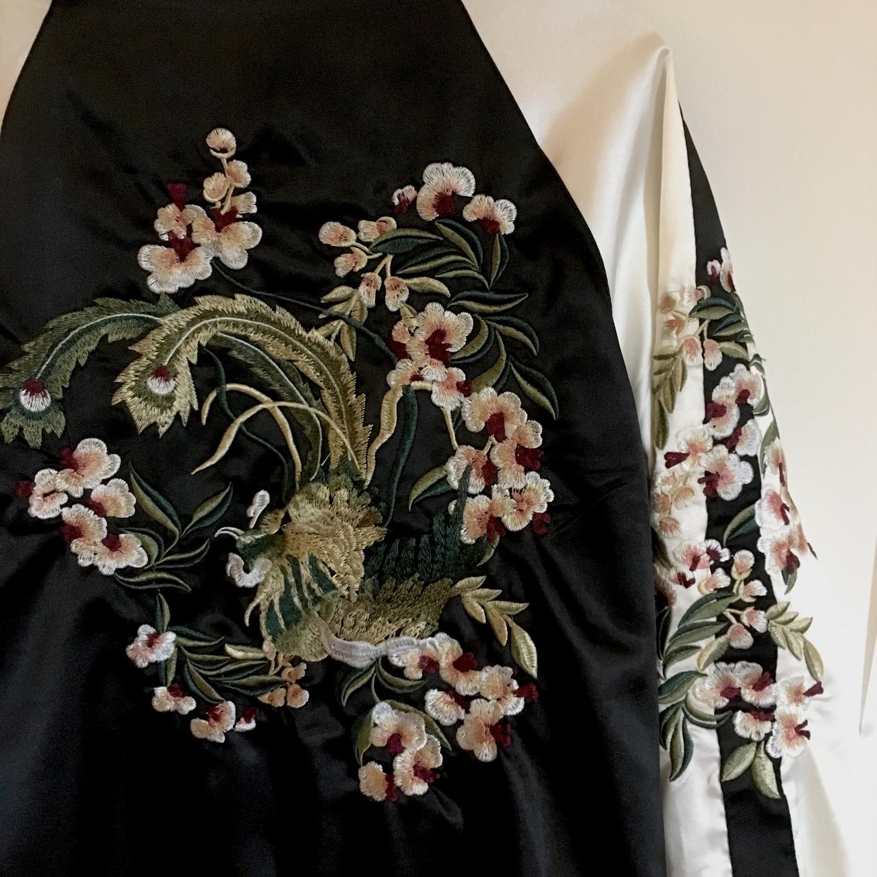 Zafsi Blings reversible floral embroidered