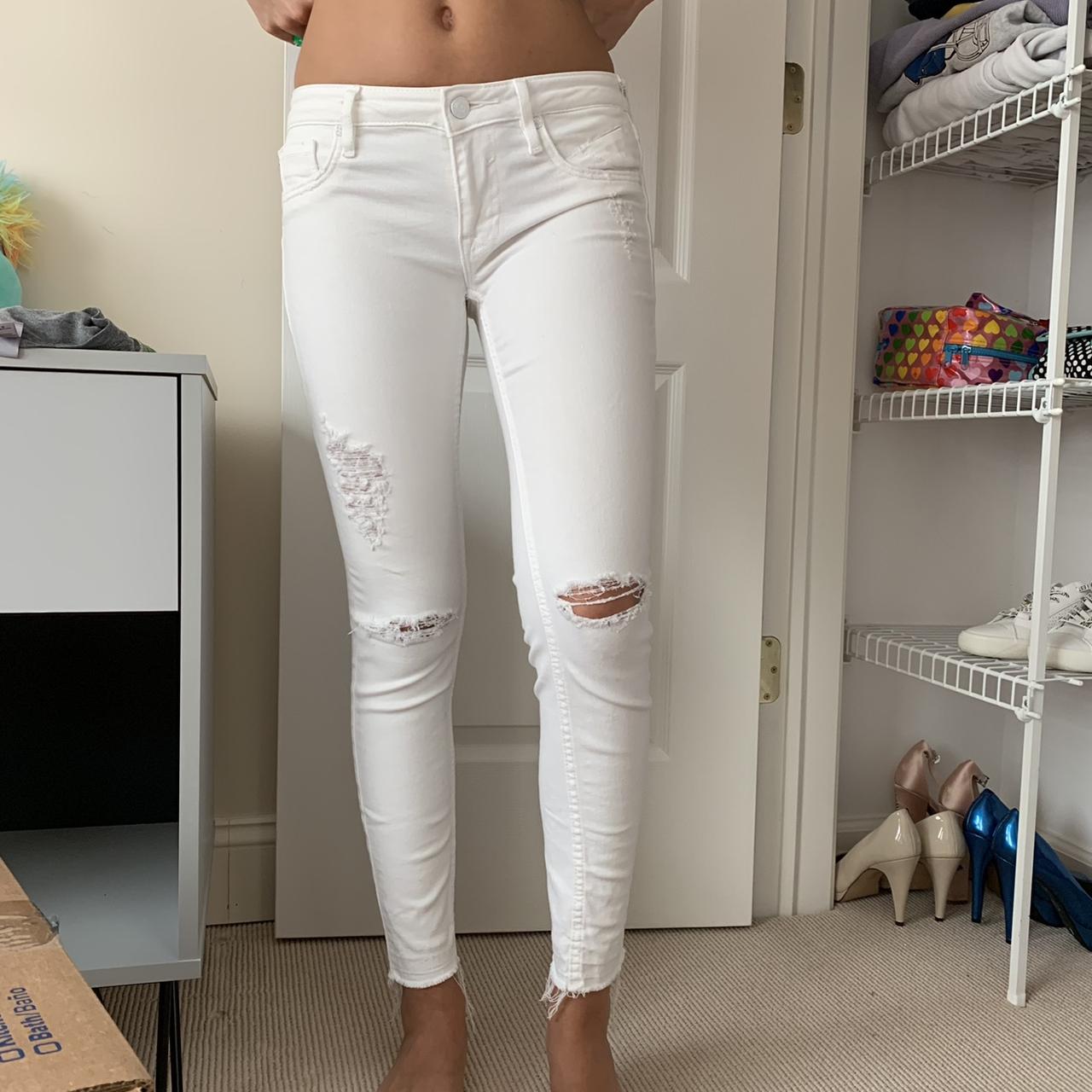 Vigoss brand white skinny jeans, some rips and cut... Depop