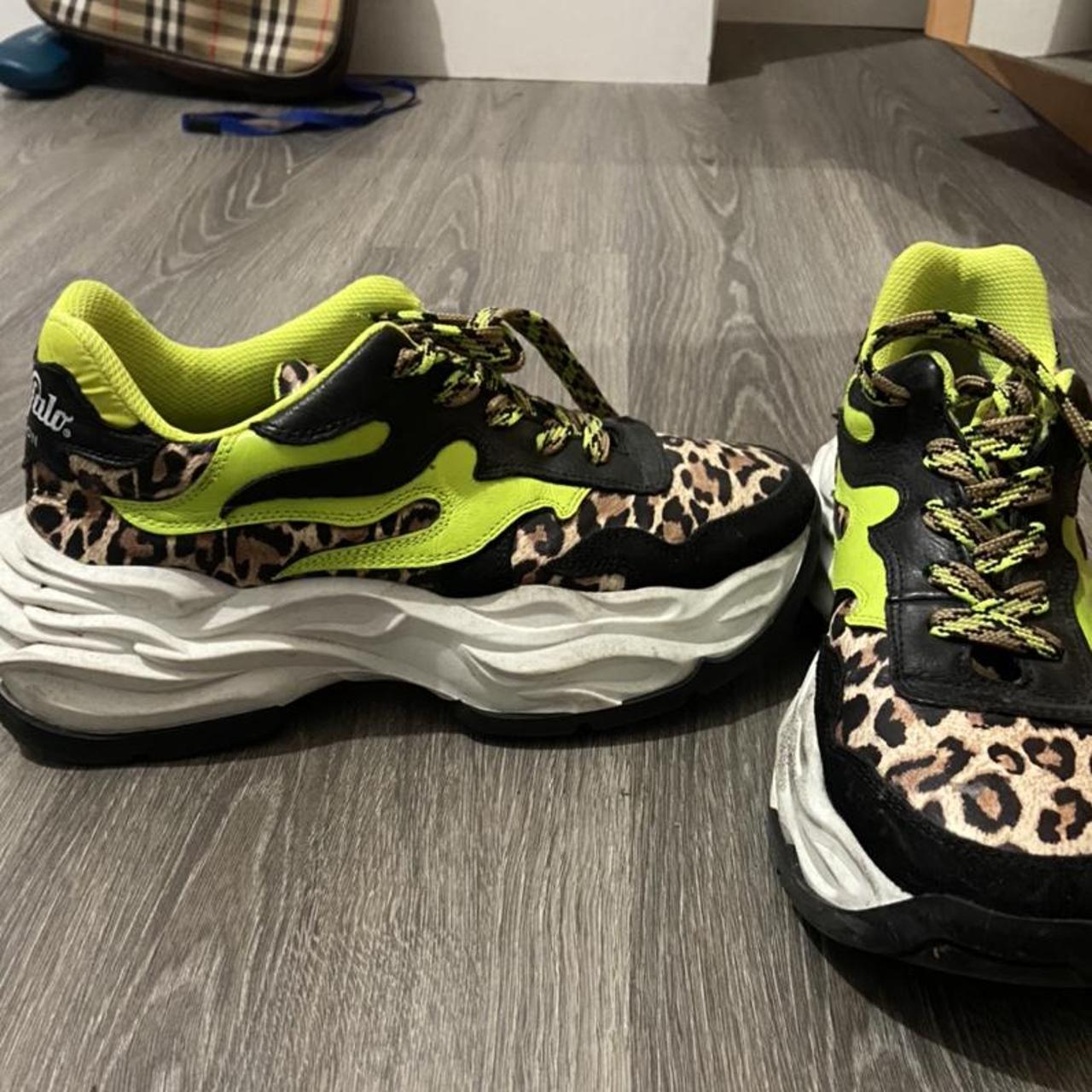 chunky trainers size 4