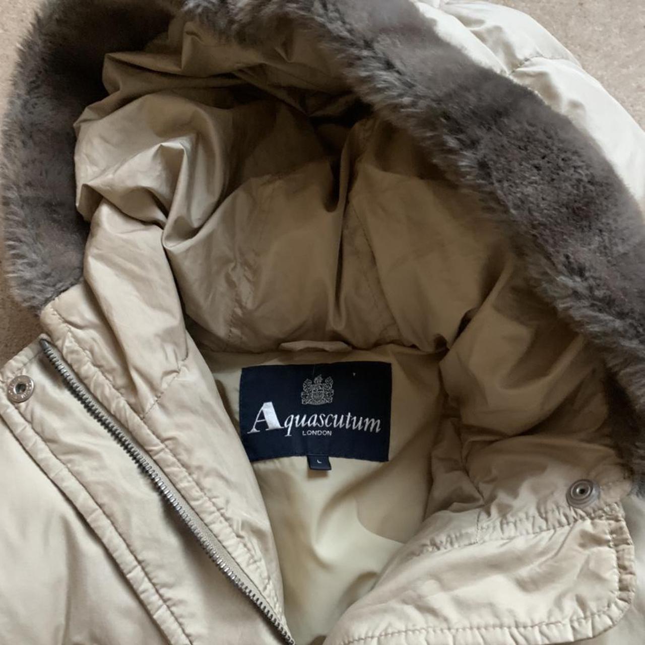 Gorgeous AQUASCUTUM beige puffer coat Size L on... - Depop