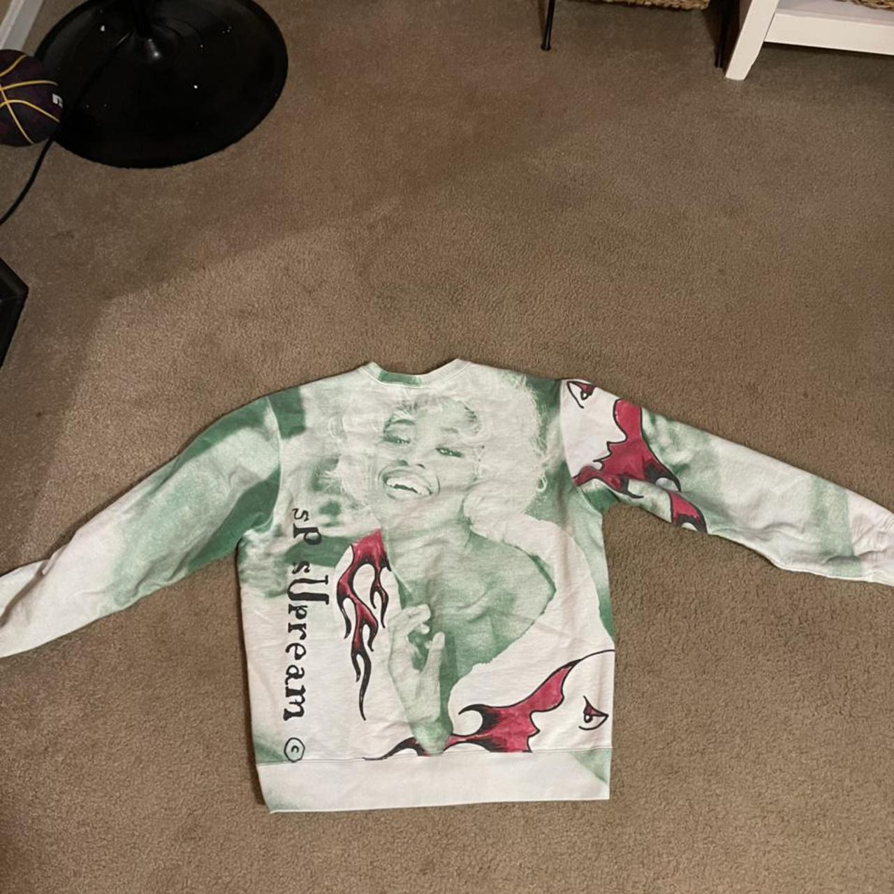 Supreme Naomi crewneck only worn a few times - Depop