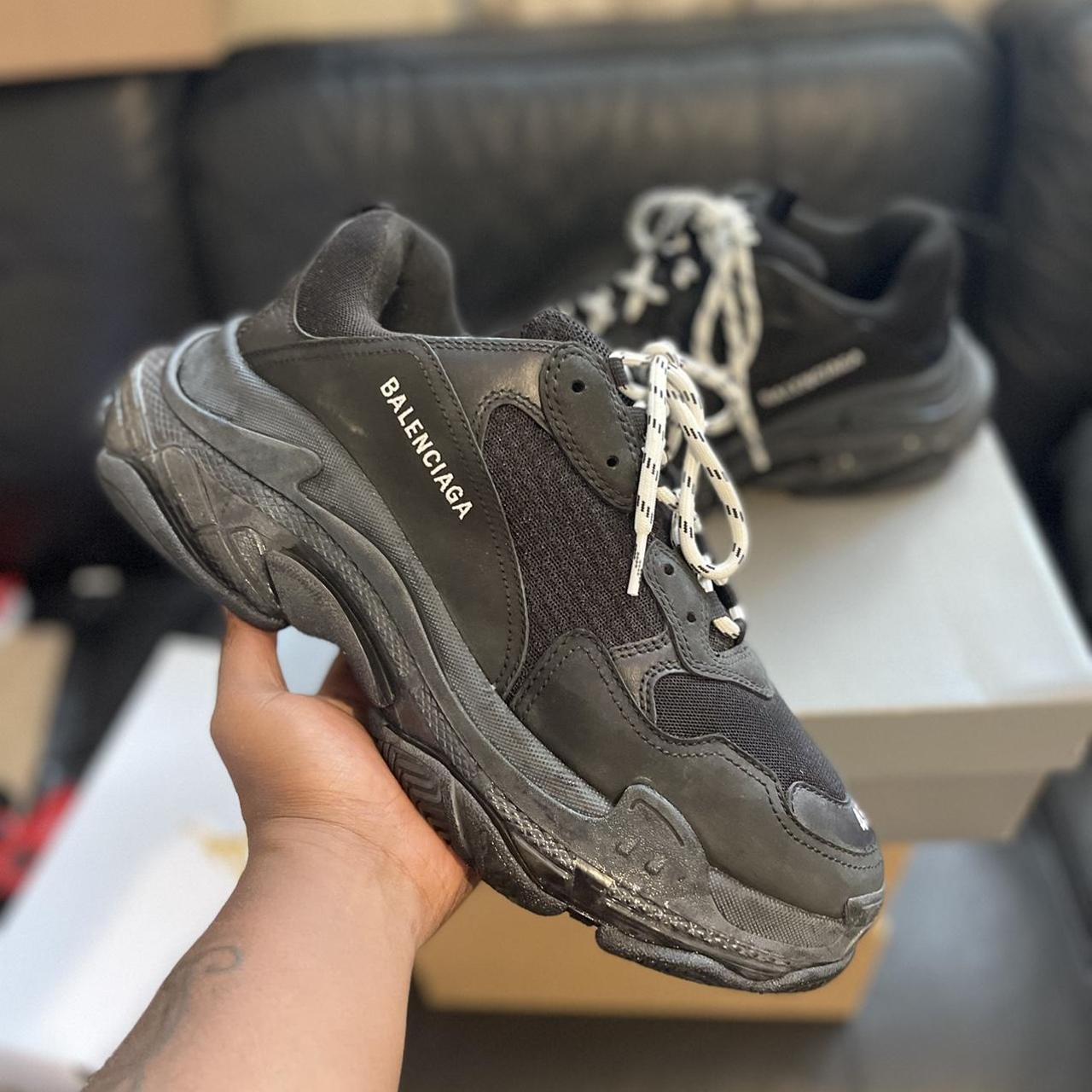 BALENCIAGA TRIPLE S TRIPLE BLACK (2019) SIZE 11UK - Depop