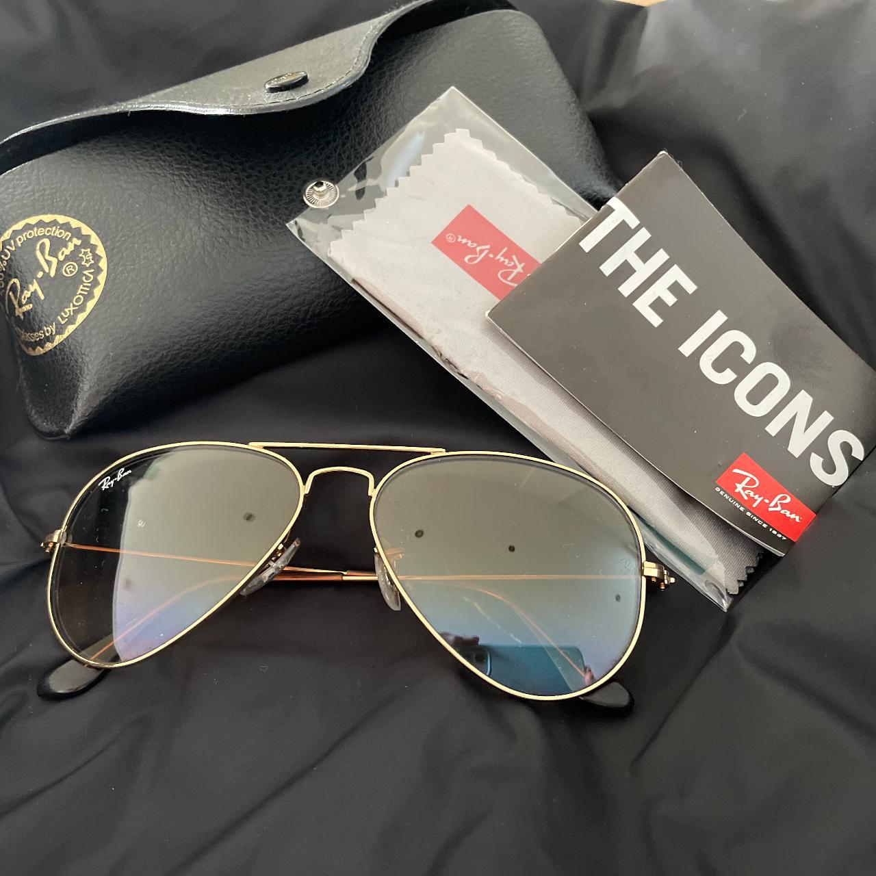 Rayban Aviator Classic in gold Sunglasses with a... - Depop