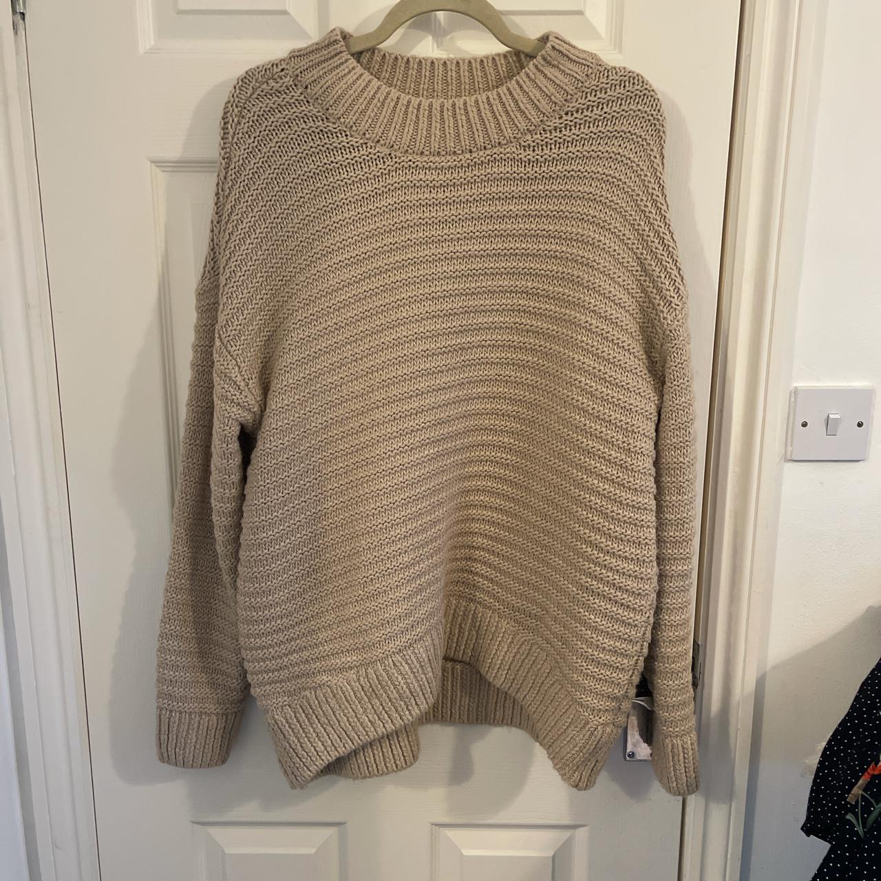 H&M Women's Pink Jumper | Depop