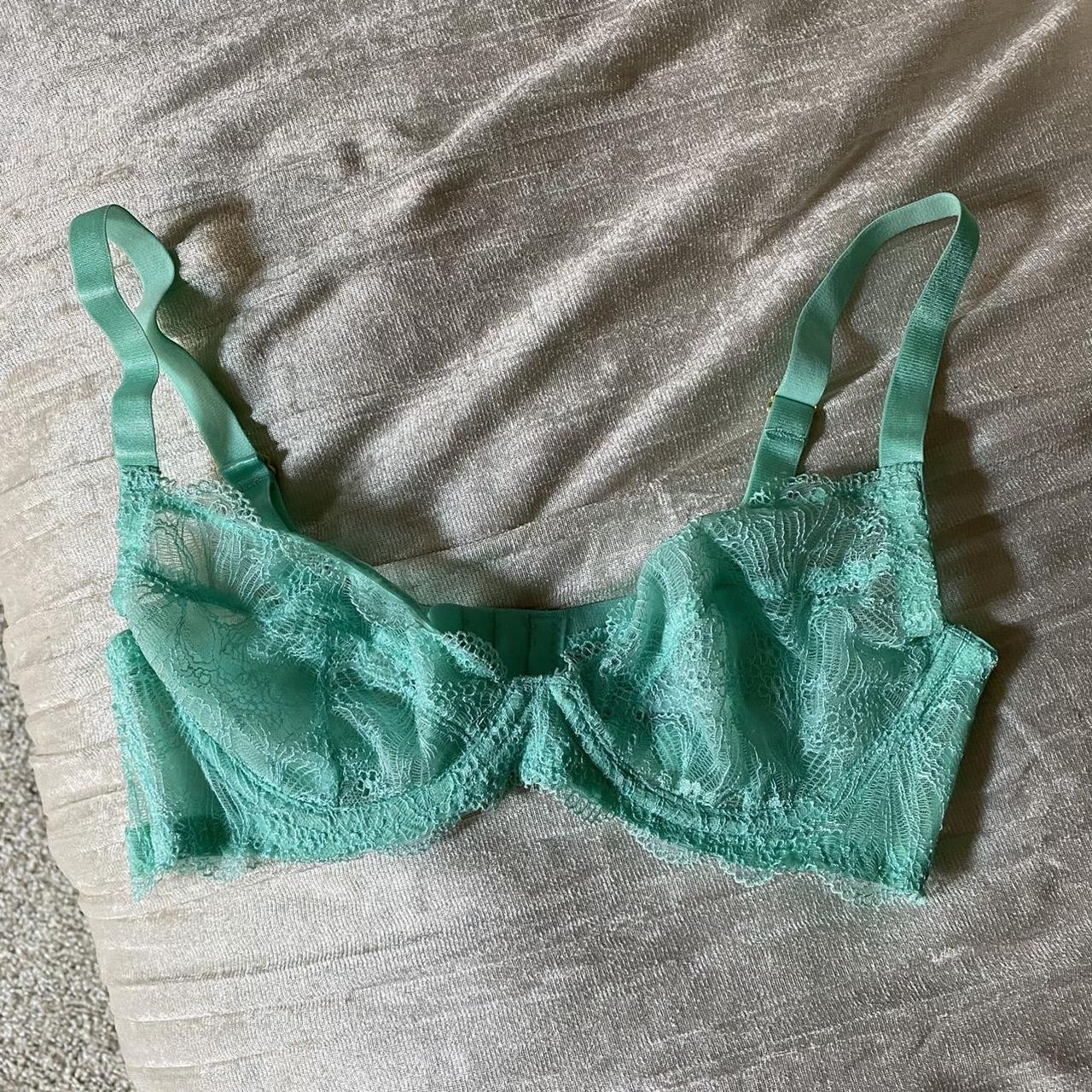 Product Image 1 - brand new without tags
Wolf &