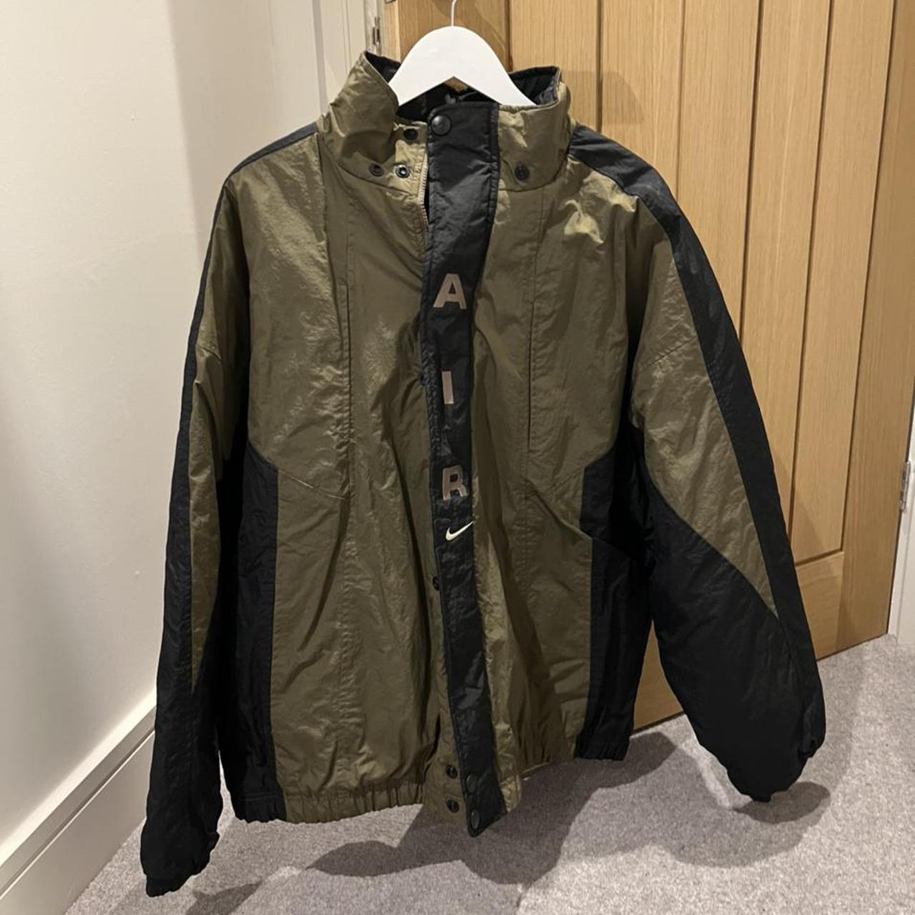 Nike Men's Khaki and Black Coat | Depop