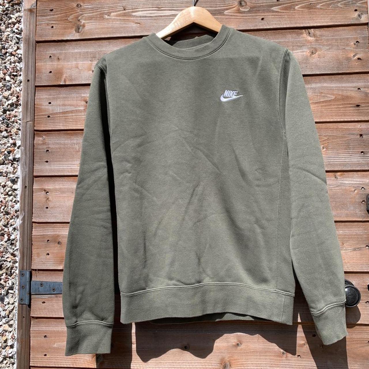 nike sweatshirt khaki