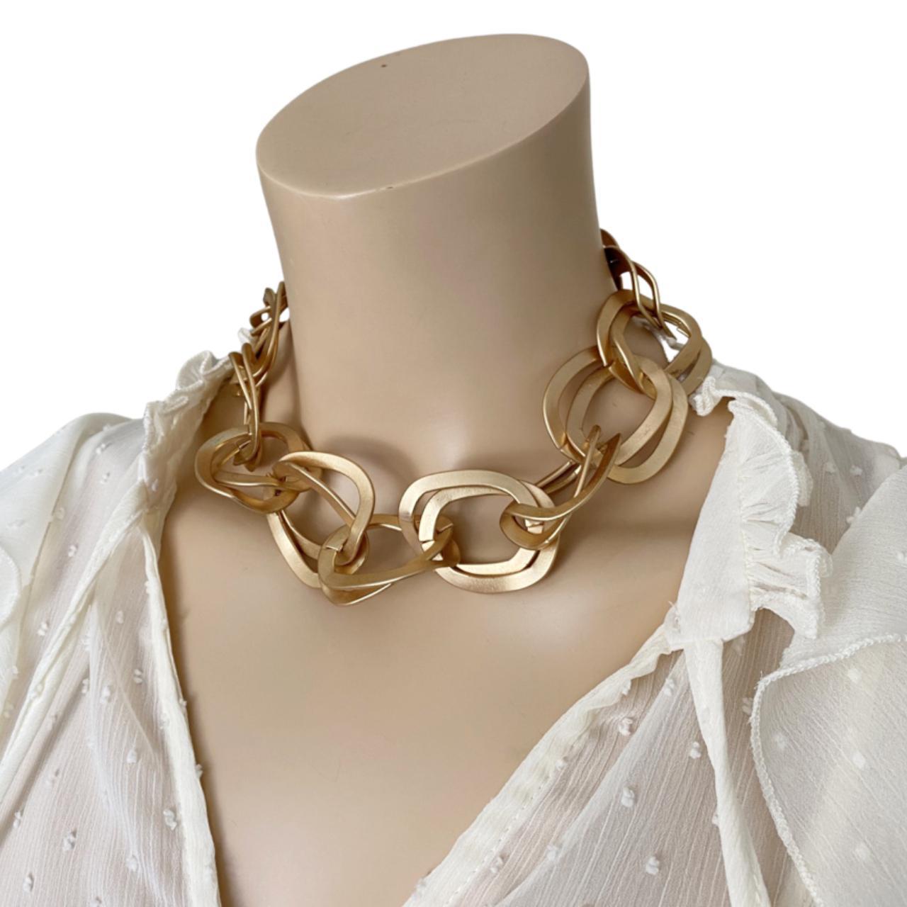 Product Image 1 - New

Chunky double chain link choker