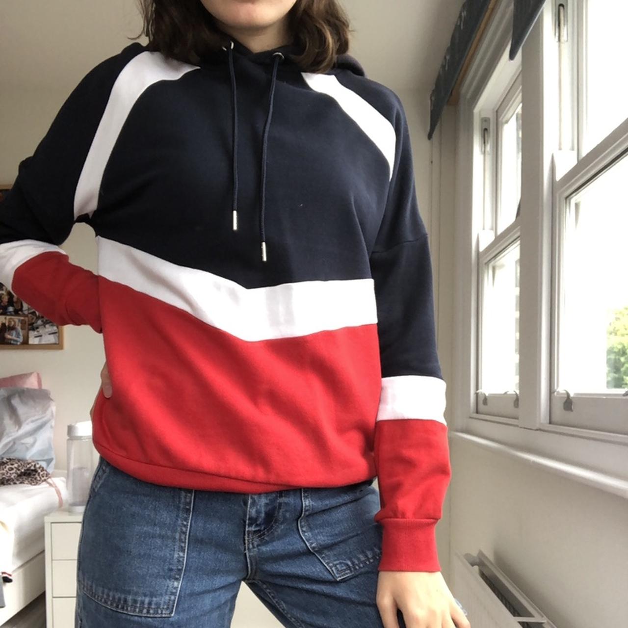 H&m red white hot sale and blue sweatshirt